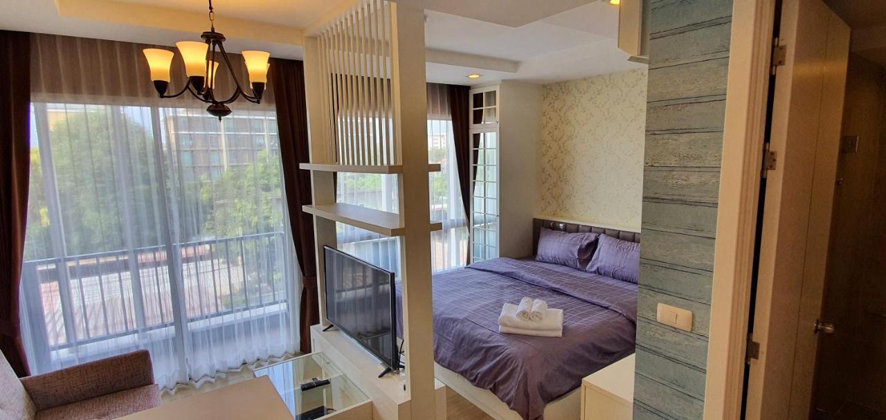 Cozy Near Beach 200M With Toproof Pool At Patio Bangsaen Exterior photo