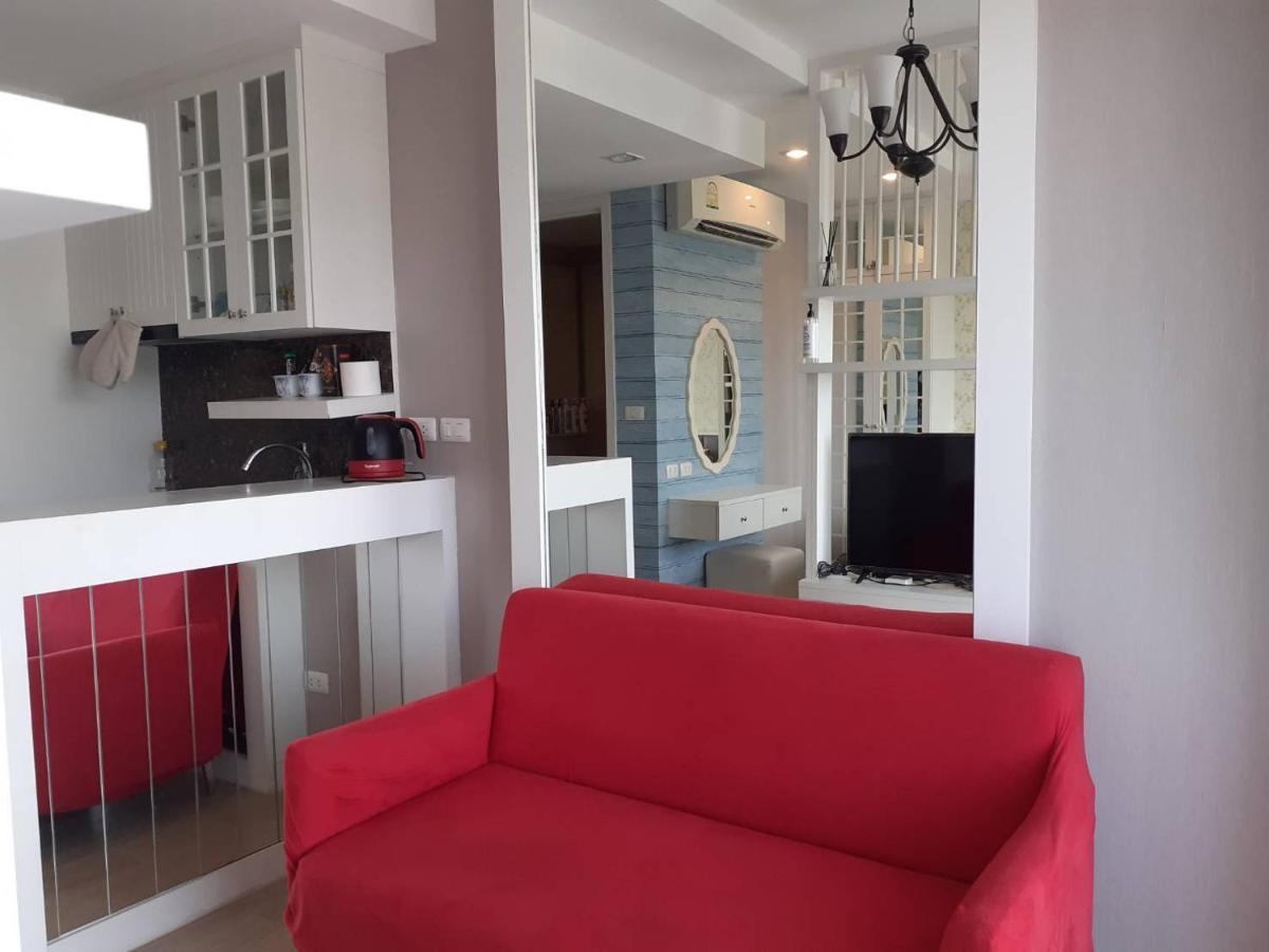 Cozy Near Beach 200M With Toproof Pool At Patio Bangsaen Exterior photo